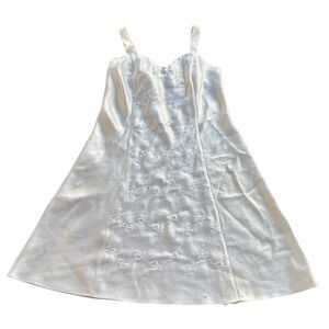 Vintage Erika Taylor Intimates Ivory Satin Heart Embroidered Nightgown Chemise S